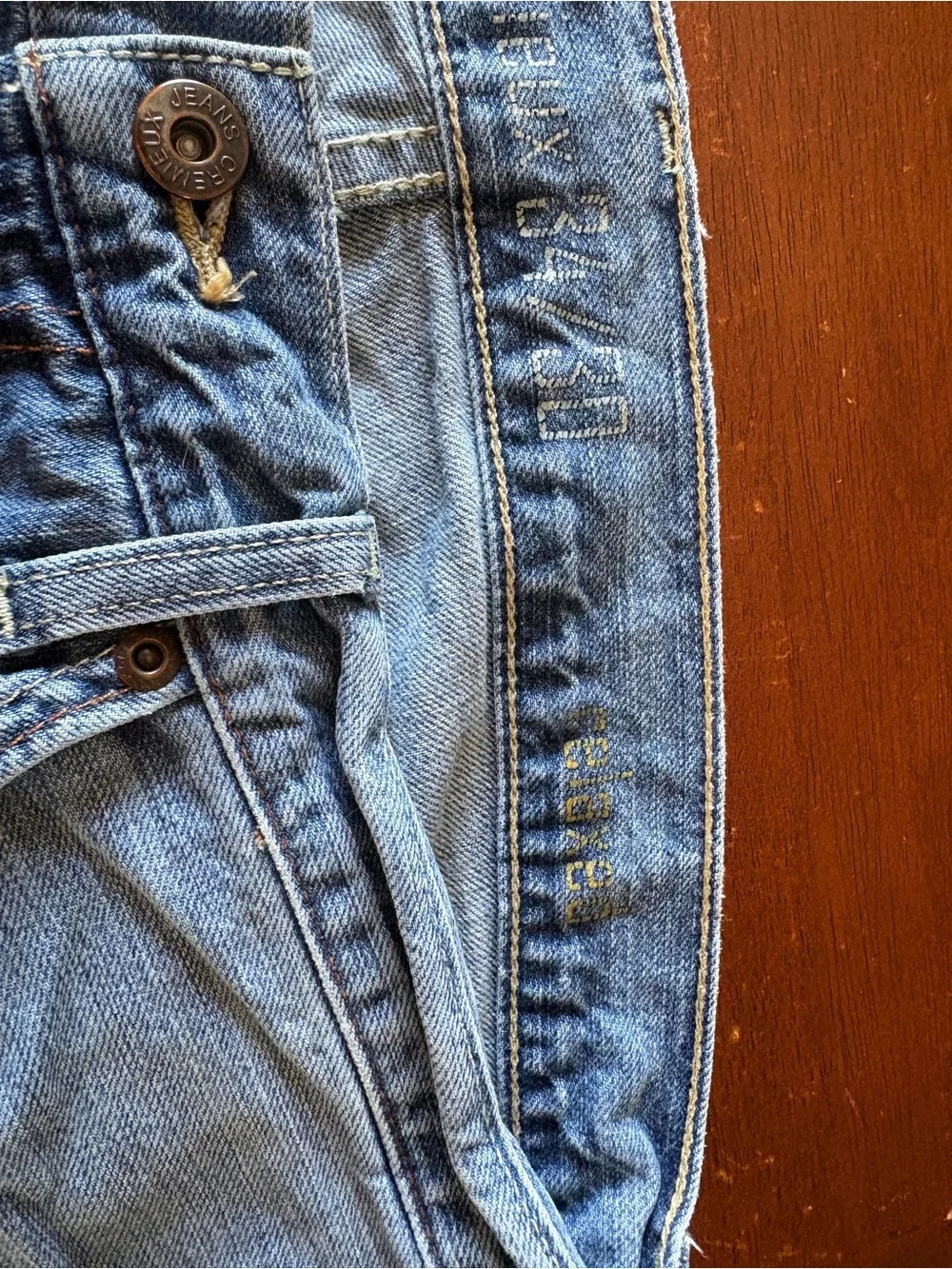 Daniel Cremieux Light Blue Relaxed Fit Jeans